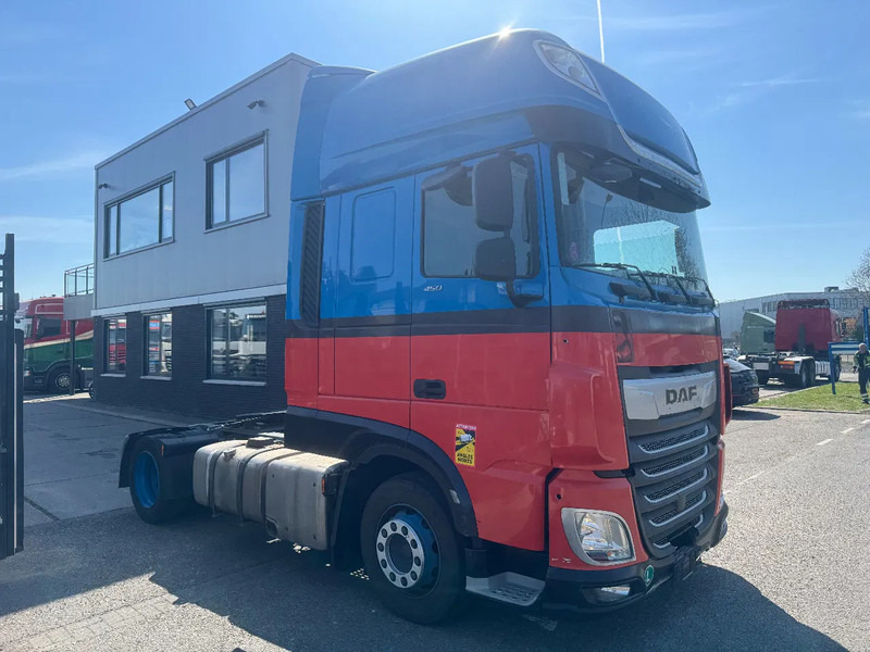 DAF XF 450 4X2 EURO 6 - Cabeza tractora: foto 3 DAF XF 450 4X2 EURO 6 - Cabeza tractora: foto 3