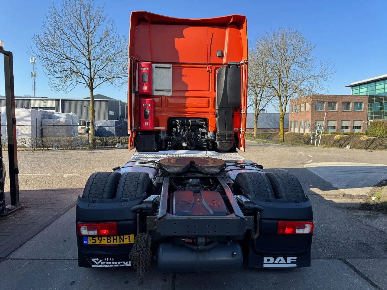 DAF XF 460 4X2 RETARDER DOUBLE TANK TÜV TILL 09-2025 DAF XF 460 4X2 RETARDER DOUBLE TANK TÜV TILL 09-2025 - Cabeza tractora: foto 5 DAF XF 460 4X2 RETARDER DOUBLE TANK TÜV TILL 09-2025 DAF XF 460 4X2 RETARDER DOUBLE TANK TÜV TILL 09-2025 - Cabeza tractora: foto 5