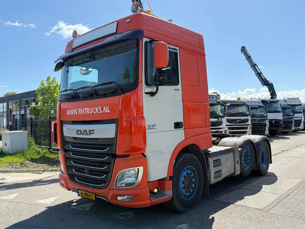 DAF XF 460 6X2 EURO 6 - ONLY 641.670 KM - Cabeza tractora: foto 2 DAF XF 460 6X2 EURO 6 - ONLY 641.670 KM - Cabeza tractora: foto 2