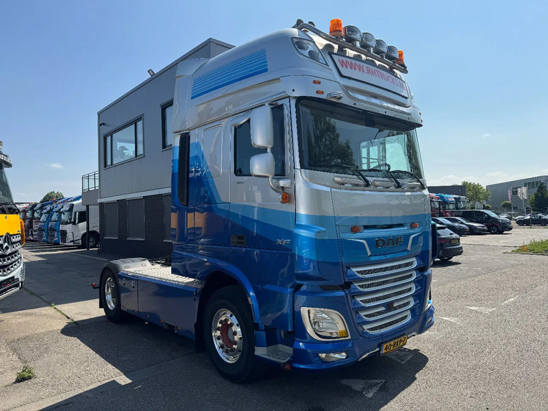 DAF XF 480 4X2 EURO 6 SKIRTS STANDKLIMA HYDRAULIC - Cabeza tractora: foto 3 DAF XF 480 4X2 EURO 6 SKIRTS STANDKLIMA HYDRAULIC - Cabeza tractora: foto 3