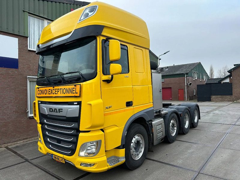 DAF XF 530 8X4 140 TON 384000 KM - Cabeza tractora: foto 2 DAF XF 530 8X4 140 TON 384000 KM - Cabeza tractora: foto 2