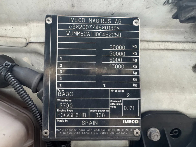 Cabeza tractora Iveco S-WAY 460 4X2 EURO 6 SKIRTS DOUBLE TANK: foto 15 Cabeza tractora Iveco S-WAY 460 4X2 EURO 6 SKIRTS DOUBLE TANK: foto 15