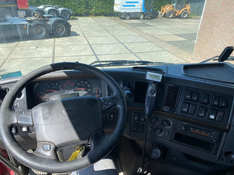 Cabeza tractora Volvo FH 16.700 FH16-700 8X4 140 TON FULL STEEL: foto 10