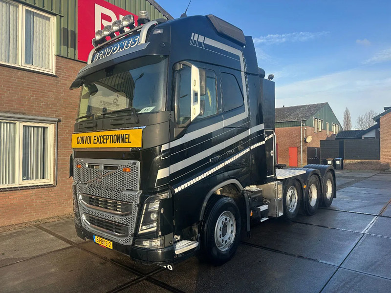 Volvo FH 16.750 8X4 170 TON, INTARDER - Cabeza tractora: foto 1 Volvo FH 16.750 8X4 170 TON, INTARDER - Cabeza tractora: foto 1
