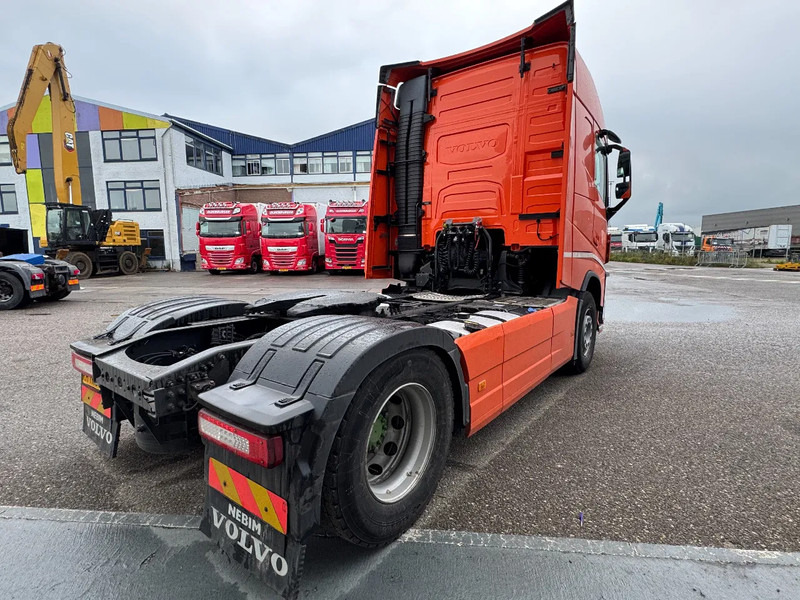 Volvo FH 460 4X2 EURO 6 KB CHASSIS SKIRTS STANDKLIMA - Cabeza tractora: foto 5 Volvo FH 460 4X2 EURO 6 KB CHASSIS SKIRTS STANDKLIMA - Cabeza tractora: foto 5
