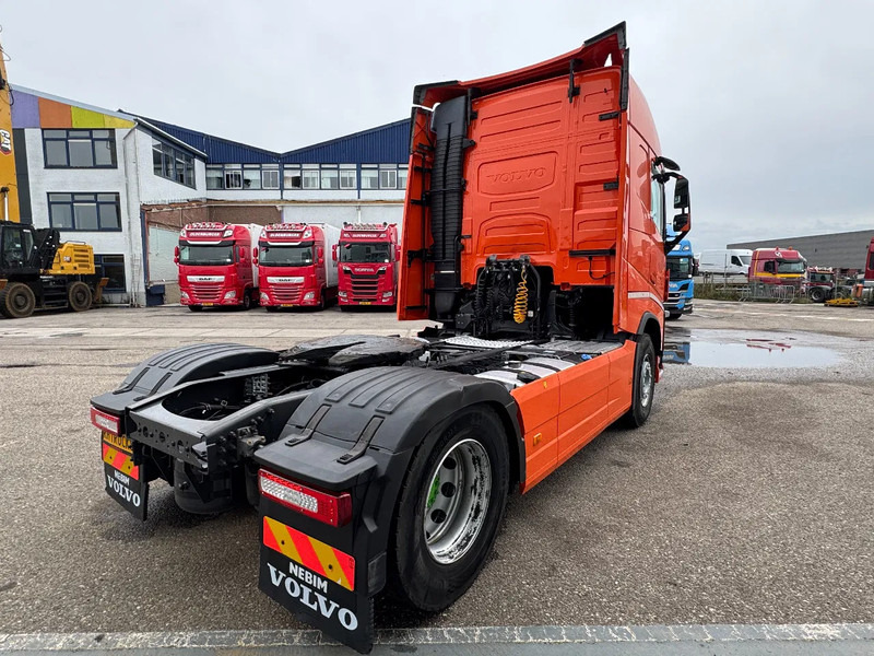 Volvo FH 460 4X2 EURO 6 SKIRTS I PARK COOL - Cabeza tractora: foto 5 Volvo FH 460 4X2 EURO 6 SKIRTS I PARK COOL - Cabeza tractora: foto 5