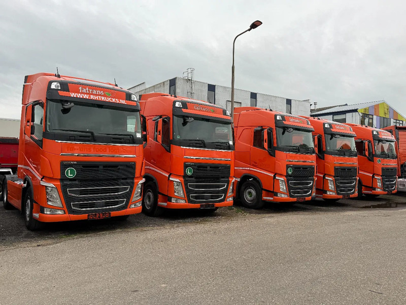 Volvo FH 460 4X2 EURO 6 SKIRTS I PARK COOL - Cabeza tractora: foto 1 Volvo FH 460 4X2 EURO 6 SKIRTS I PARK COOL - Cabeza tractora: foto 1