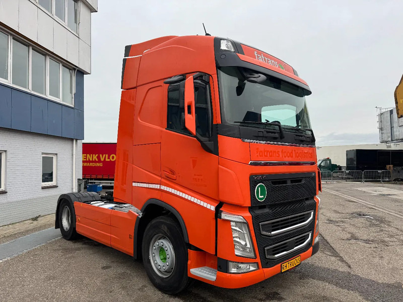Volvo FH 460 4X2 EURO 6 SKIRTS I PARK COOL - Cabeza tractora: foto 4 Volvo FH 460 4X2 EURO 6 SKIRTS I PARK COOL - Cabeza tractora: foto 4