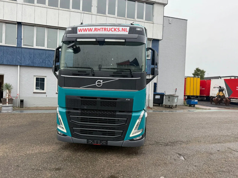 Volvo FH 460 6X2 EURO 6 - FH5 - Cabeza tractora: foto 2 Volvo FH 460 6X2 EURO 6 - FH5 - Cabeza tractora: foto 2