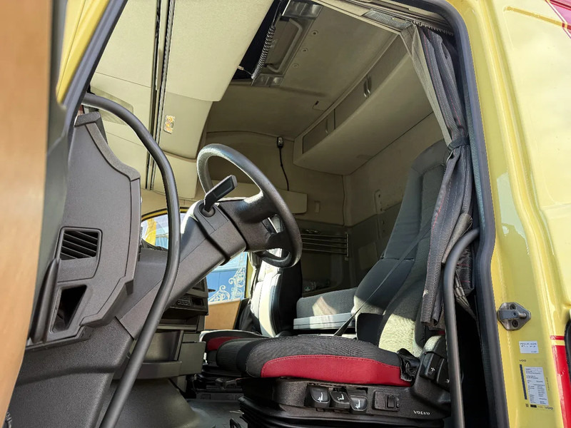 Cabeza tractora Volvo FH 460: foto 11