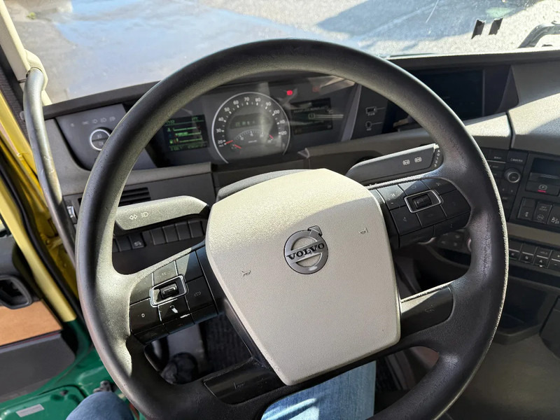 Cabeza tractora Volvo FH 460: foto 14