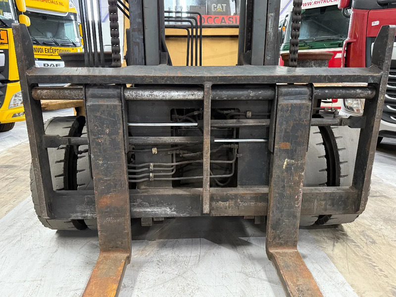 Caterpillar DP100 - ONLY 7.579 HOURS! + NL REGISTRATION! - Carretilla elevadora diésel: foto 4 Caterpillar DP100 - ONLY 7.579 HOURS! + NL REGISTRATION! - Carretilla elevadora diésel: foto 4