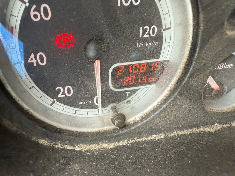 Arrendamiento de DAF CF 85.460 8X4 EURO 5 - FULL STEEL SUSP. - MANUAL GEAR - BIG AXLES + VDL HOOKLIFT DAF CF 85.460 8X4 EURO 5 - FULL STEEL SUSP. - MANUAL GEAR - BIG AXLES + VDL HOOKLIFT: foto 14