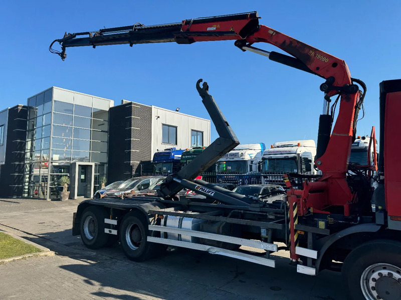 Camión multibasculante, Camión grúa Ginaf M 3232 S 6X2 - EURO 2 + PALFINGER PK19000 + REMOTE + PALIFT HOOK: foto 6 Camión multibasculante, Camión grúa Ginaf M 3232 S 6X2 - EURO 2 + PALFINGER PK19000 + REMOTE + PALIFT HOOK: foto 6