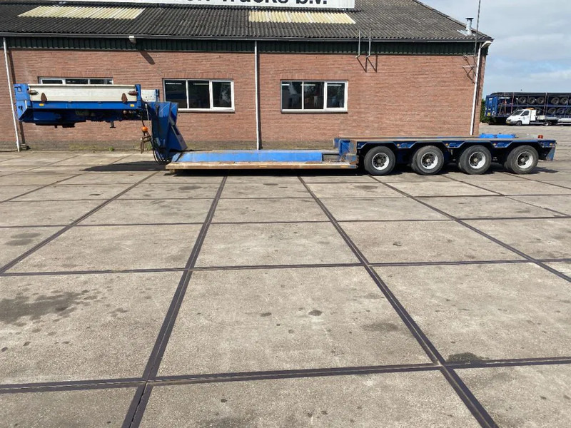 Goldhofer 4 AXEL STEERING - Semirremolque góndola rebajadas: foto 1 Goldhofer 4 AXEL STEERING - Semirremolque góndola rebajadas: foto 1