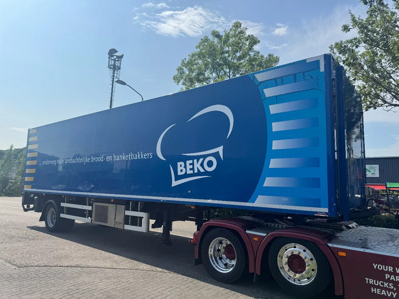 HRD NTS - BPW AXLE + CARRIER COOLING - Semirremolque frigorífico: foto 1 HRD NTS - BPW AXLE + CARRIER COOLING - Semirremolque frigorífico: foto 1