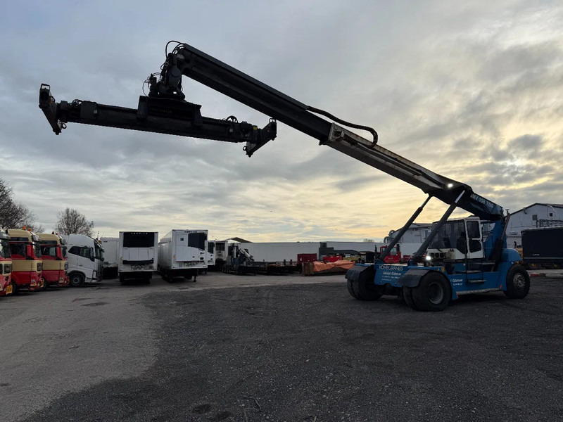 KONECRANES SMV 108 TB6 - Reach stacker: foto 5 KONECRANES SMV 108 TB6 - Reach stacker: foto 5