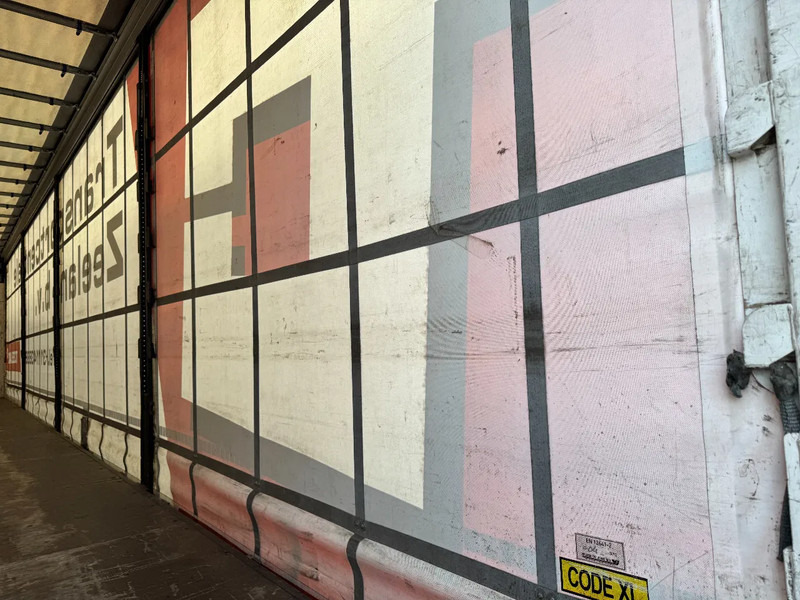 Semirremolque lona Krone SD 3 AXLE DRUM BRAKES SLIDING ROOF: foto 11 Semirremolque lona Krone SD 3 AXLE DRUM BRAKES SLIDING ROOF: foto 11