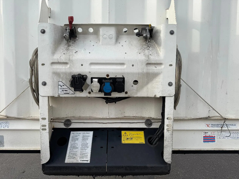 Semirremolque lona Krone SD 3 AXLE DRUM BRAKES SLIDING ROOF: foto 7 Semirremolque lona Krone SD 3 AXLE DRUM BRAKES SLIDING ROOF: foto 7