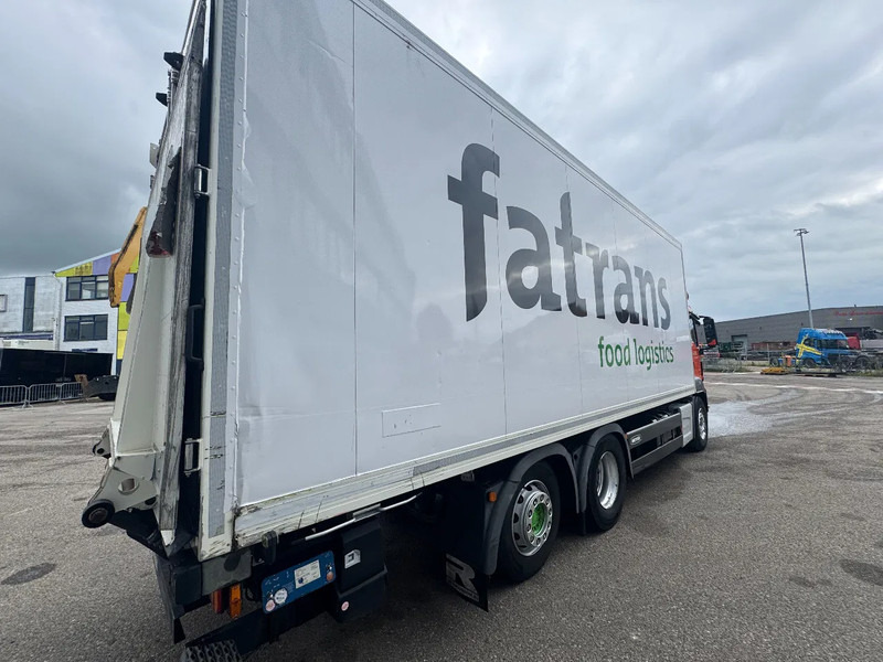 MAN TGS 26.440 6X2 EURO 6 THERMO KING + LOAD LIFT - Camión frigorífico: foto 5 MAN TGS 26.440 6X2 EURO 6 THERMO KING + LOAD LIFT - Camión frigorífico: foto 5