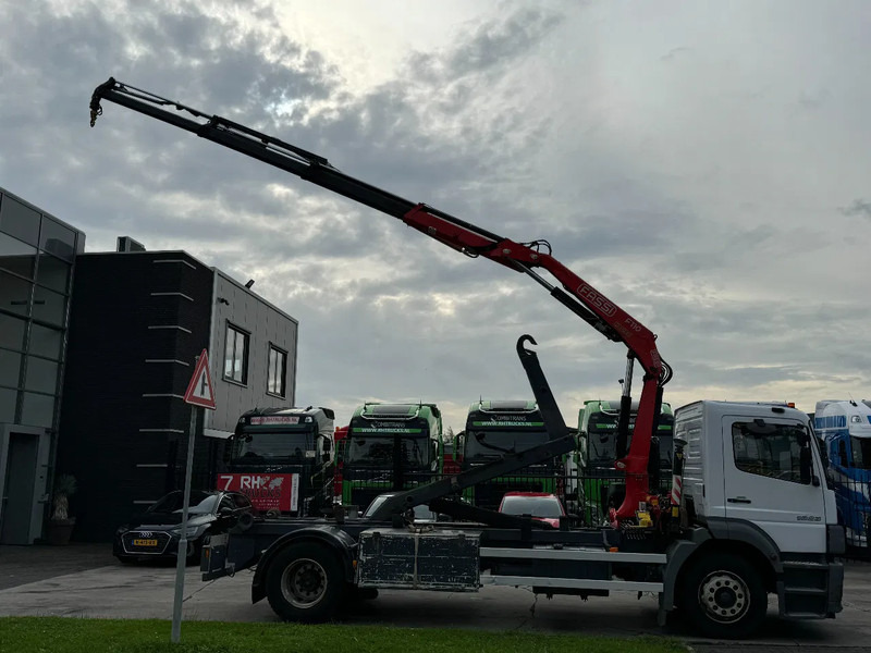 Mercedes-Benz LS 1923 ATEGO + 2011 FASSI F110 + 2011 VDS HOOKLIFT - Camión multibasculante, Camión grúa: foto 4 Mercedes-Benz LS 1923 ATEGO + 2011 FASSI F110 + 2011 VDS HOOKLIFT - Camión multibasculante, Camión grúa: foto 4