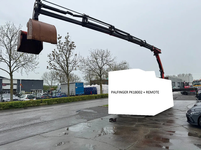 Palfinger PK 18002 + REMOTE + GRAPPLE + 5 HYDRAULIC EXTENTIONS PK 18002 EH - Brazo: foto 2 Palfinger PK 18002 + REMOTE + GRAPPLE + 5 HYDRAULIC EXTENTIONS PK 18002 EH - Brazo: foto 2