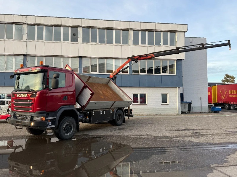 Scania G370 4X4 EURO 6 + 3-SIDE TIPPER + PALFINGER PK9002 + REMOTE - Camión volquete, Camión grúa: foto 1 Scania G370 4X4 EURO 6 + 3-SIDE TIPPER + PALFINGER PK9002 + REMOTE - Camión volquete, Camión grúa: foto 1