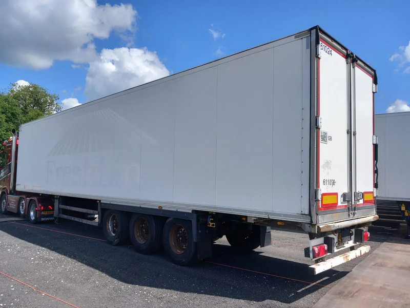 Schmitz Cargobull Schmitz Cargobull PRICES FROM €6950 TO €8950,- 40 X CARRIER 1850 MT D/E SAF AXELS - Semirremolque frigorífico: foto 5 Schmitz Cargobull Schmitz Cargobull PRICES FROM €6950 TO €8950,- 40 X CARRIER 1850 MT D/E SAF AXELS - Semirremolque frigorífico: foto 5