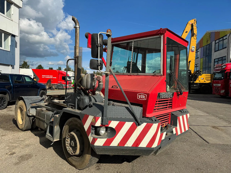 Terberg TT17 TT17 HUB REDUCTION - Tractor industrial: foto 3 Terberg TT17 TT17 HUB REDUCTION - Tractor industrial: foto 3