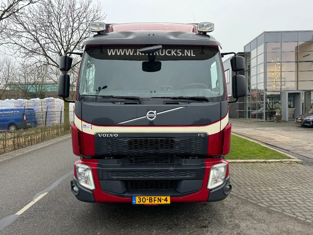 Volvo FE 280 4X2 EURO 6 TÜV TILL 01-2026 - Camión caja cerrada: foto 2 Volvo FE 280 4X2 EURO 6 TÜV TILL 01-2026 - Camión caja cerrada: foto 2