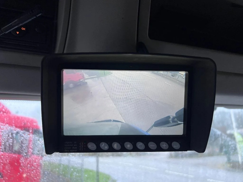 Arrendamiento de Volvo FL 250 4X2 EURO 6 599.111km DHOLLANDIA Volvo FL 250 4X2 EURO 6 599.111km DHOLLANDIA: foto 17