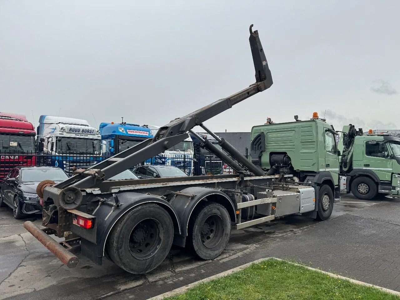 Camión multibasculante Volvo FM 370 6X2 EURO 6 VDL 21T HOOK: foto 7