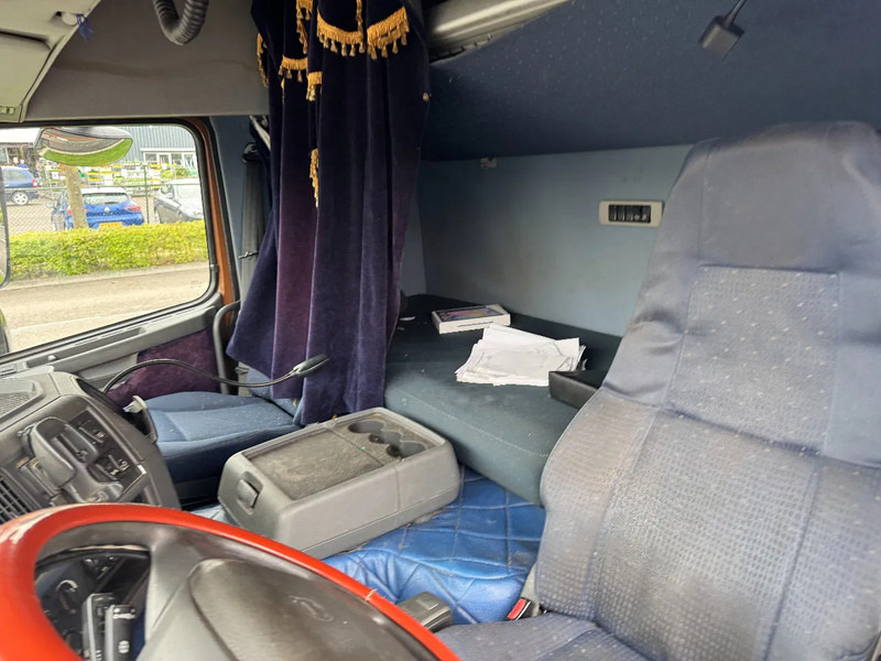 Arrendamiento de Volvo FM 500 6X2 EURO 5 HIAB 211 EP5 + REMOTE CONTROL Volvo FM 500 6X2 EURO 5 HIAB 211 EP5 + REMOTE CONTROL: foto 16