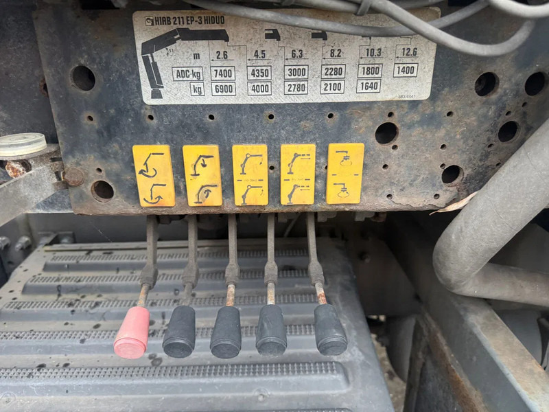 Volvo FM 9.340 6X2 EURO 5 HIAB 211 EP3 + REMOTE CONTROL - Camión grúa: foto 5 Volvo FM 9.340 6X2 EURO 5 HIAB 211 EP3 + REMOTE CONTROL - Camión grúa: foto 5