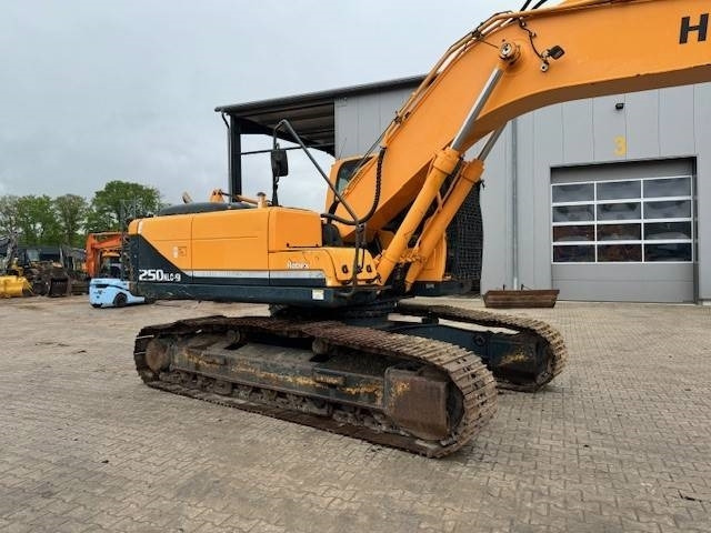 HYUNDAI R 250 NLC-9 - Excavadora de cadenas: foto 5 HYUNDAI R 250 NLC-9 - Excavadora de cadenas: foto 5