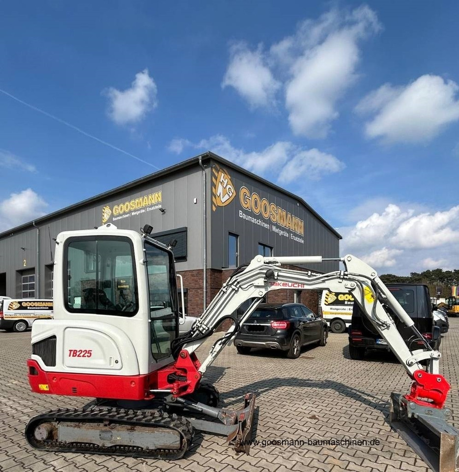 Takeuchi TB 225 - Miniexcavadora: foto 2 Takeuchi TB 225 - Miniexcavadora: foto 2