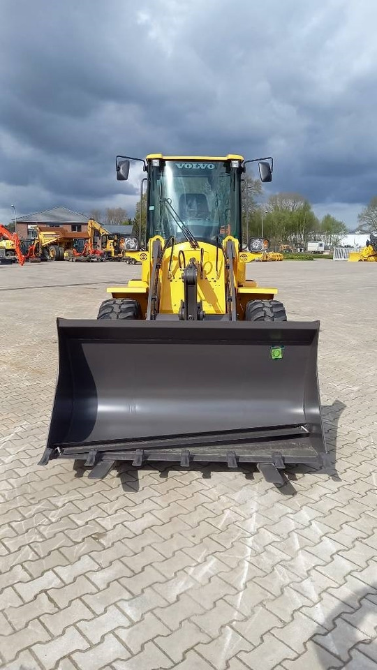 Volvo L 30 G  - Cargadora de ruedas: foto 2 Volvo L 30 G  - Cargadora de ruedas: foto 2