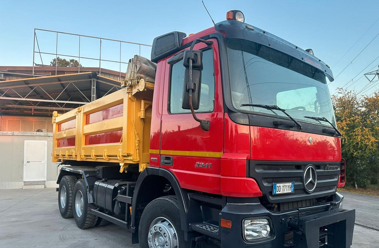 Mercedes 3 assi ribaltabile euro 5 - Camión volquete: foto 1 Mercedes 3 assi ribaltabile euro 5 - Camión volquete: foto 1