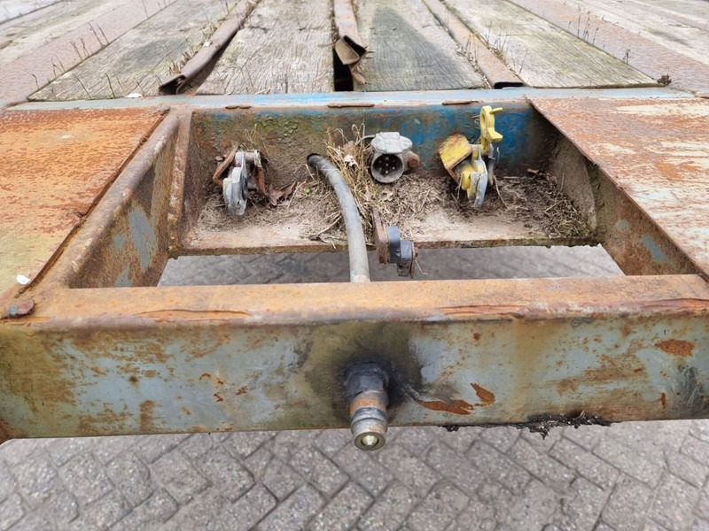 Fruehauf STEELSPRING - Drum - 8 tyres - Semirremolque plataforma/ Caja abierta: foto 3 Fruehauf STEELSPRING - Drum - 8 tyres - Semirremolque plataforma/ Caja abierta: foto 3