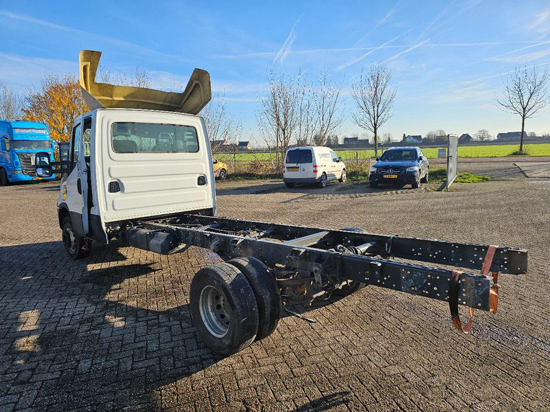 Camión chasis Iveco Daily IS70C12BA: foto 7 Camión chasis Iveco Daily IS70C12BA: foto 7