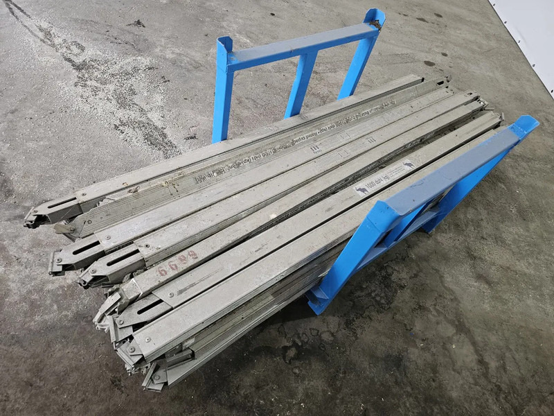 Schmitz Cargobull Doppelstock-systeem - Dubbellaadvloersystem - Recambio para Camión: foto 4 Schmitz Cargobull Doppelstock-systeem - Dubbellaadvloersystem - Recambio para Camión: foto 4