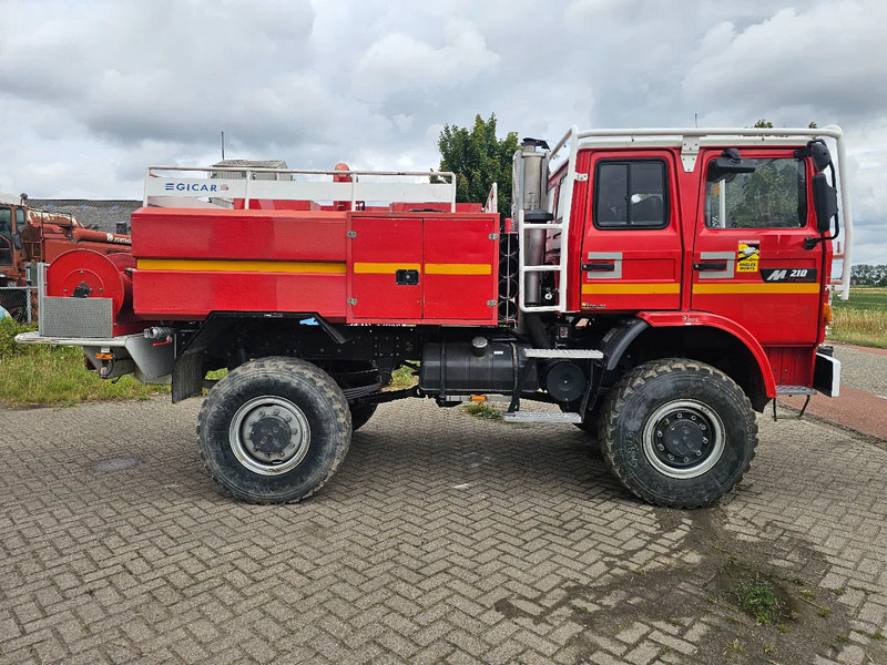 Renault M210 - Camión de bomberos: foto 4 Renault M210 - Camión de bomberos: foto 4