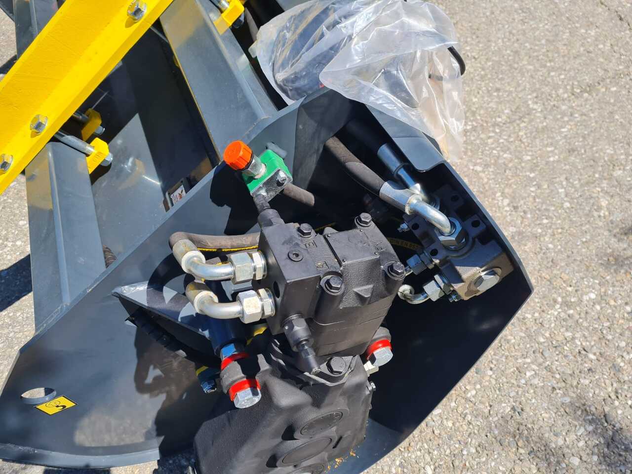 - Cazo cargador para Manipulador telescópico: foto 5 - Cazo cargador para Manipulador telescópico: foto 5