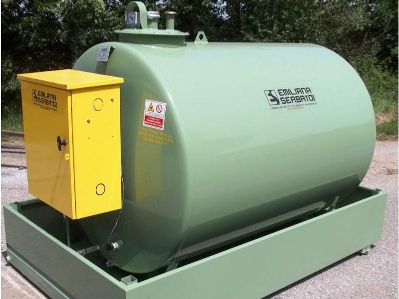 Emiliana Serbatoi TF3 Dieseltank - Tanque de almacenamiento: foto 5 Emiliana Serbatoi TF3 Dieseltank - Tanque de almacenamiento: foto 5