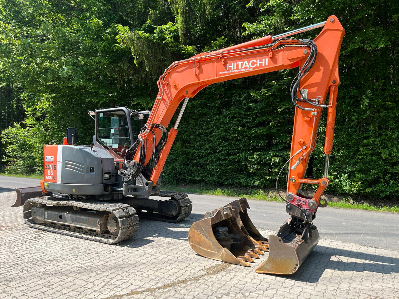 HITACHI ZX 85 USBLC-3 - Miniexcavadora: foto 4 HITACHI ZX 85 USBLC-3 - Miniexcavadora: foto 4