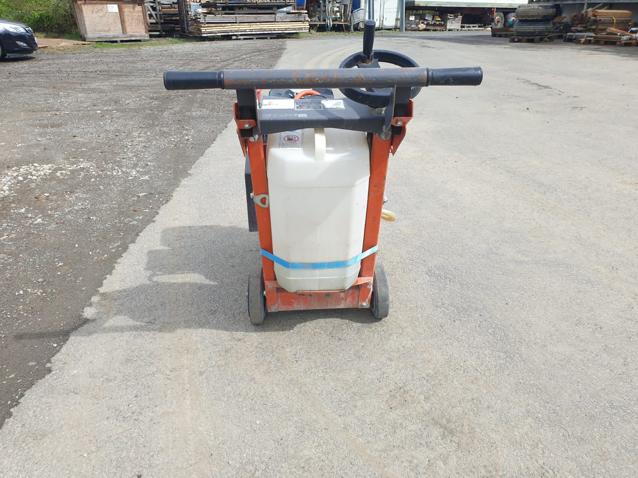 HUSQVARNA FS 400 LV - Equipo de construcción: foto 2 HUSQVARNA FS 400 LV - Equipo de construcción: foto 2