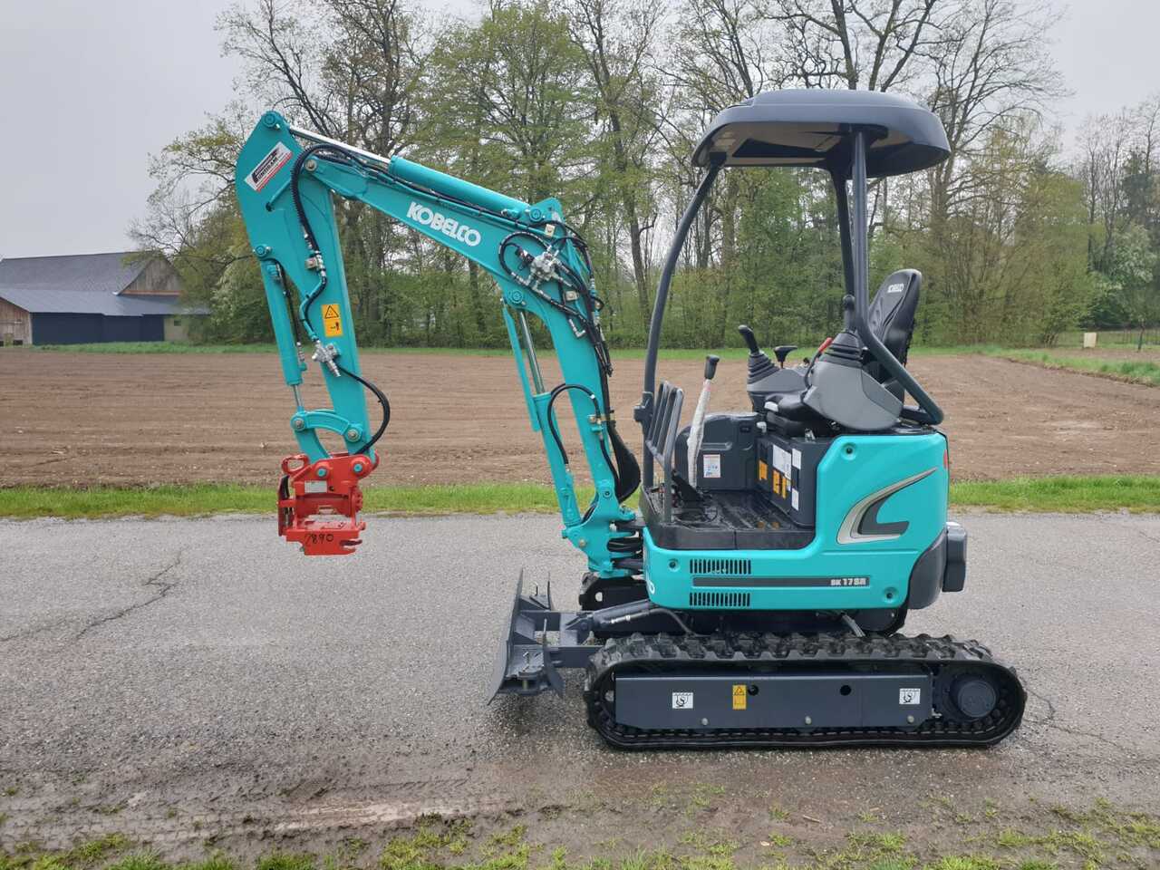 KOBELCO SK 17 SR-3E - Miniexcavadora: foto 1 KOBELCO SK 17 SR-3E - Miniexcavadora: foto 1