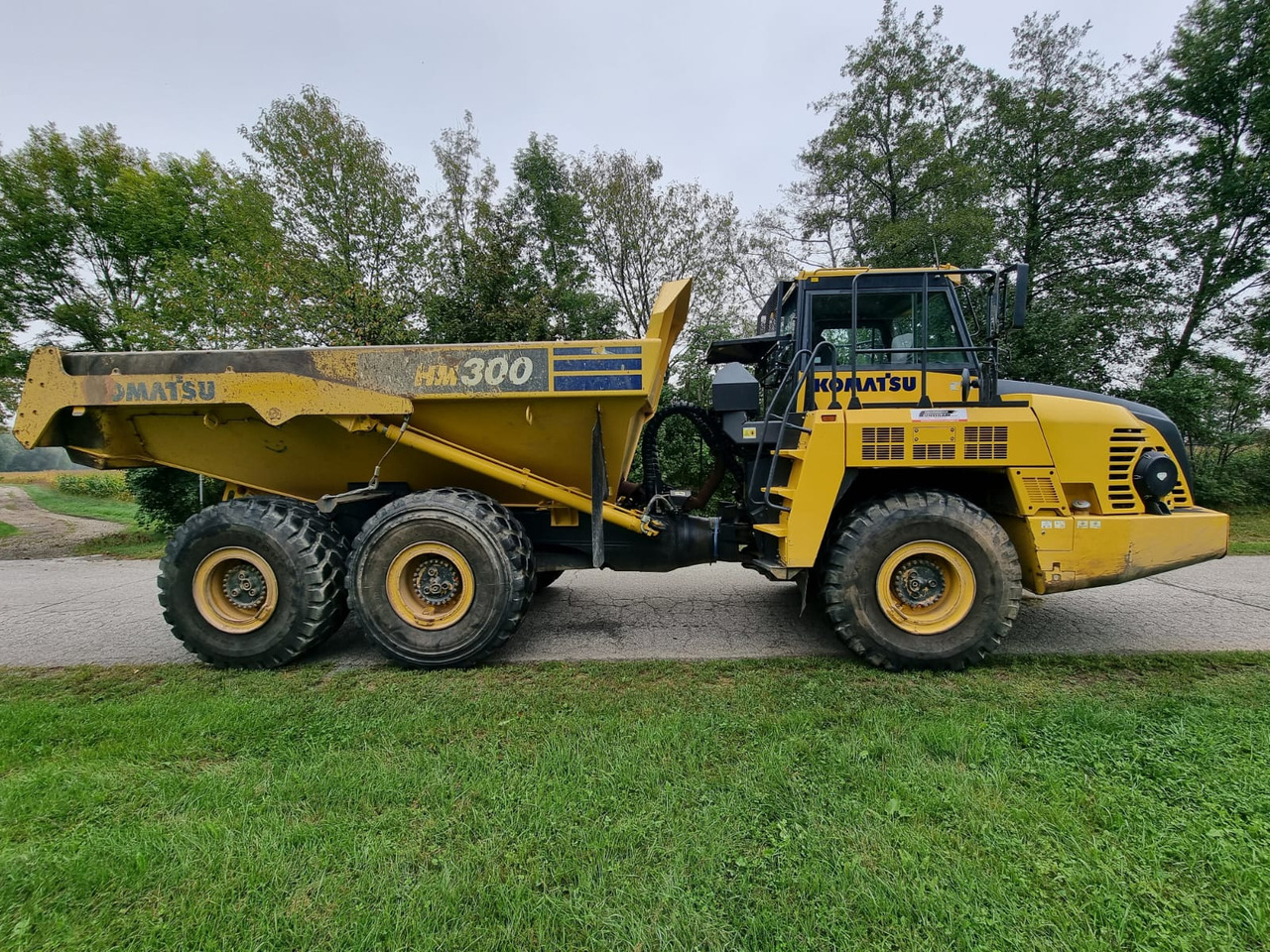 KOMATSU HM 300-5EO - Dúmper rígido: foto 2 KOMATSU HM 300-5EO - Dúmper rígido: foto 2