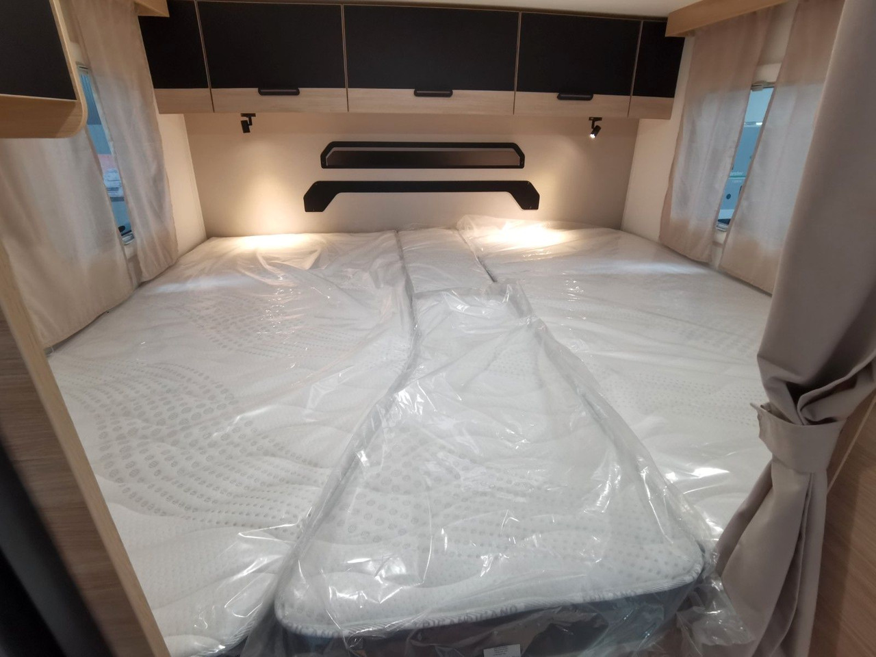 Arrendamiento de  Chausson 627 TITANIUM / - 2026 - / EINZELBETTEN / 4.1T. Chausson 627 TITANIUM / - 2026 - / EINZELBETTEN / 4.1T.: foto 21