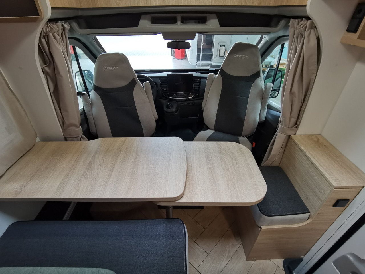 Arrendamiento de  Chausson S 514 SPORT LINE /- 2025- / 165PS - 8G AUTOMATIK Chausson S 514 SPORT LINE /- 2025- / 165PS - 8G AUTOMATIK: foto 9
